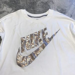 Nike crewneck